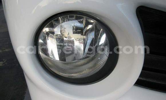 Acheter Occasion Voiture Toyota Hilux Blanc à Manzini, Manzini Acheter Occasion Voiture Toyota Hilux Blanc à Manzini, Manzini