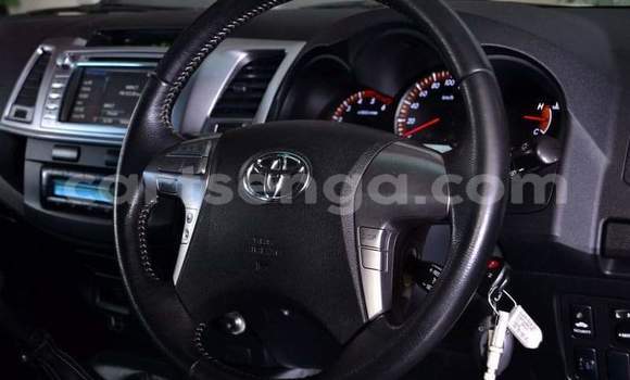 Acheter Occasion Voiture Toyota Hilux Blanc à Manzini, Manzini Acheter Occasion Voiture Toyota Hilux Blanc à Manzini, Manzini