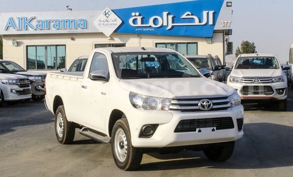 Buy Import Toyota Hilux White Car in Import - Dubai in Hhohho Buy Import Toyota Hilux White Car in Import - Dubai in Hhohho