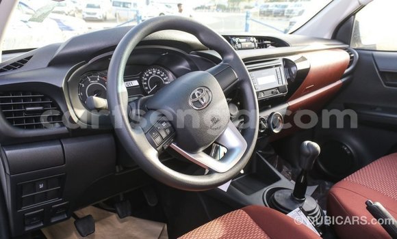 Buy Import Toyota Hilux White Car in Import - Dubai in Hhohho Buy Import Toyota Hilux White Car in Import - Dubai in Hhohho