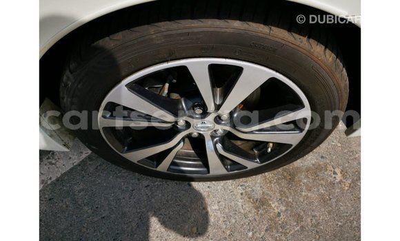 Acheter Import Voiture Nissan Maxima Blanc à Import - Dubai, Hhohho Acheter Import Voiture Nissan Maxima Blanc à Import - Dubai, Hhohho