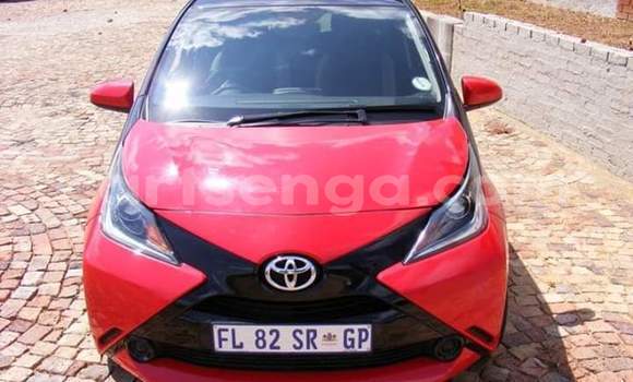 Acheter Occasion Voiture Toyota Yaris Rouge à Manzini, Manzini Acheter Occasion Voiture Toyota Yaris Rouge à Manzini, Manzini