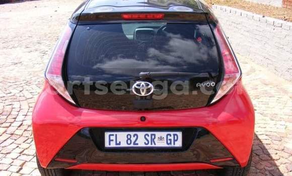 Acheter Occasion Voiture Toyota Yaris Rouge à Manzini, Manzini Acheter Occasion Voiture Toyota Yaris Rouge à Manzini, Manzini