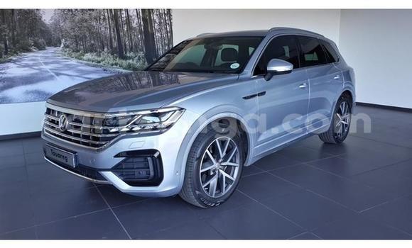 Acheter Occasion Voiture Volkswagen Touareg Gris à Manzini, Manzini Acheter Occasion Voiture Volkswagen Touareg Gris à Manzini, Manzini