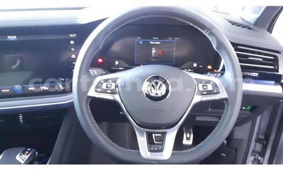 Acheter Occasion Voiture Volkswagen Touareg Gris à Manzini, Manzini Acheter Occasion Voiture Volkswagen Touareg Gris à Manzini, Manzini
