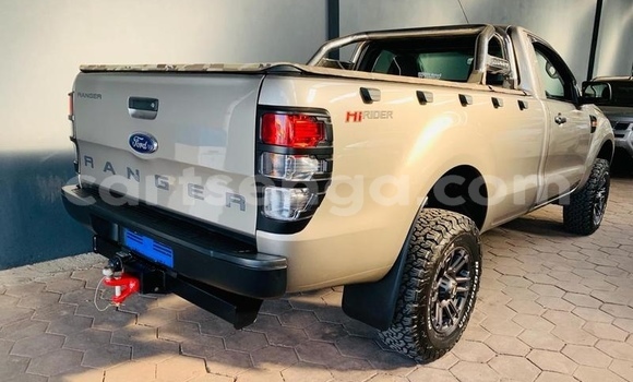 Nunua Ilio tumika Ford Ranger Silver Gari ndani ya Manzini nchini Manzini Nunua Ilio tumika Ford Ranger Silver Gari ndani ya Manzini nchini Manzini