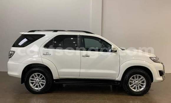 Acheter Occasion Voiture Toyota Fortuner Blanc à Manzini, Manzini Acheter Occasion Voiture Toyota Fortuner Blanc à Manzini, Manzini