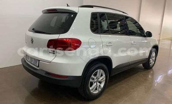 Acheter Occasion Voiture Volkswagen Tiguan Blanc à Manzini, Manzini Acheter Occasion Voiture Volkswagen Tiguan Blanc à Manzini, Manzini