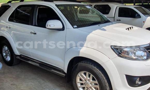 Acheter Occasion Voiture Toyota Fortuner Blanc à Manzini, Manzini Acheter Occasion Voiture Toyota Fortuner Blanc à Manzini, Manzini