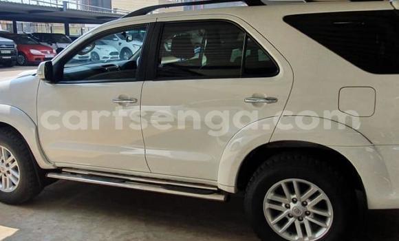 Acheter Occasion Voiture Toyota Fortuner Blanc à Manzini, Manzini Acheter Occasion Voiture Toyota Fortuner Blanc à Manzini, Manzini