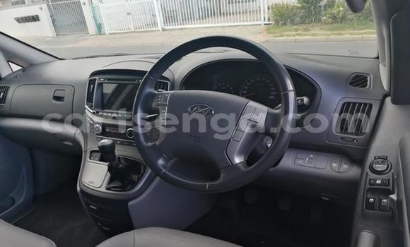 Acheter Occasion Voiture Hyundai H1 Blanc à Manzini, Manzini Acheter Occasion Voiture Hyundai H1 Blanc à Manzini, Manzini