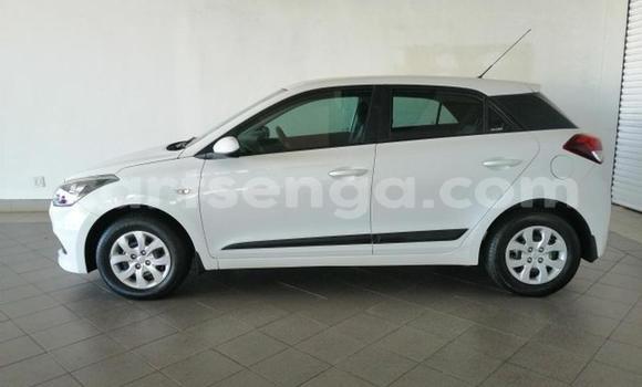 Acheter Occasion Voiture Hyundai i20 Blanc à Manzini, Manzini Acheter Occasion Voiture Hyundai i20 Blanc à Manzini, Manzini