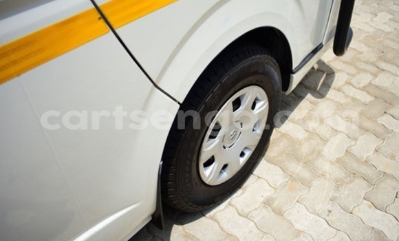 Acheter Occasion Voiture Toyota Hiace Blanc à Bulembu, Hhohho Acheter Occasion Voiture Toyota Hiace Blanc à Bulembu, Hhohho