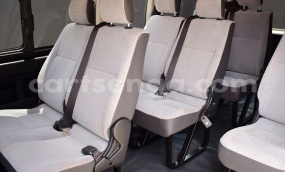 Acheter Occasion Voiture Toyota Hiace Blanc à Bulembu, Hhohho Acheter Occasion Voiture Toyota Hiace Blanc à Bulembu, Hhohho