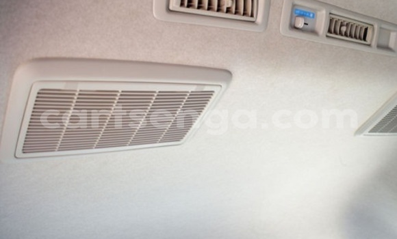 Acheter Occasion Voiture Toyota Hiace Blanc à Bulembu, Hhohho Acheter Occasion Voiture Toyota Hiace Blanc à Bulembu, Hhohho