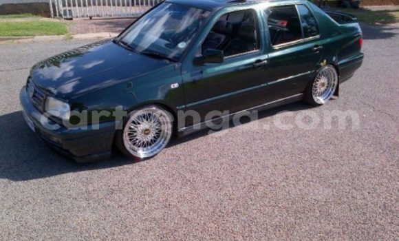 Buy Used Volkswagen Jetta Green Car in Hlatikulu in Shiselweni District Buy Used Volkswagen Jetta Green Car in Hlatikulu in Shiselweni District