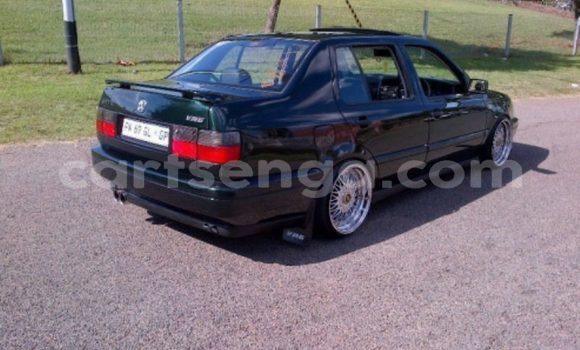 Buy Used Volkswagen Jetta Green Car in Hlatikulu in Shiselweni District Buy Used Volkswagen Jetta Green Car in Hlatikulu in Shiselweni District