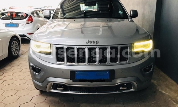 Nunua Ilio tumika Jeep Grand Cherokee Silver Gari ndani ya Mbabane nchini Manzini Nunua Ilio tumika Jeep Grand Cherokee Silver Gari ndani ya Mbabane nchini Manzini