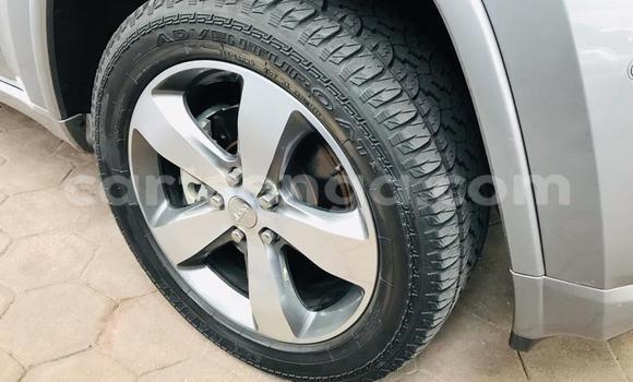 Nunua Ilio tumika Jeep Grand Cherokee Silver Gari ndani ya Mbabane nchini Manzini Nunua Ilio tumika Jeep Grand Cherokee Silver Gari ndani ya Mbabane nchini Manzini