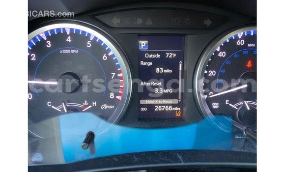 Buy Import Toyota Highlander White Car in Import - Dubai in Hhohho Buy Import Toyota Highlander White Car in Import - Dubai in Hhohho