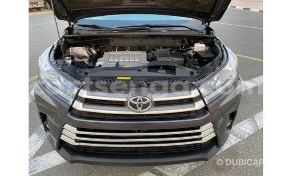 Buy Import Toyota Highlander Other Car in Import - Dubai in Hhohho Buy Import Toyota Highlander Other Car in Import - Dubai in Hhohho