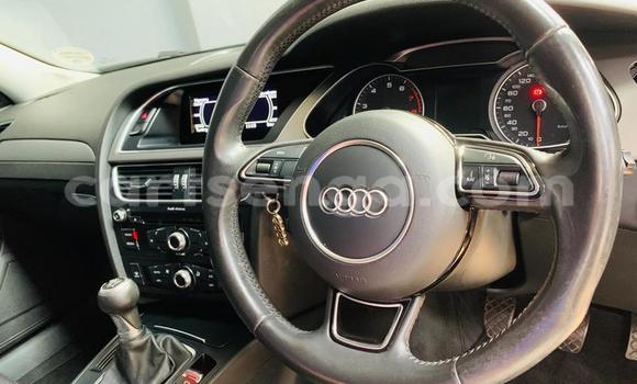 Nunua Ilio tumika Audi A4 Silver Gari ndani ya Mankayane nchini Manzini Nunua Ilio tumika Audi A4 Silver Gari ndani ya Mankayane nchini Manzini