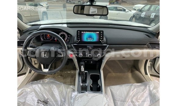 Buy Import Honda T White Bike in Import - Dubai in Hhohho Buy Import Honda T White Bike in Import - Dubai in Hhohho