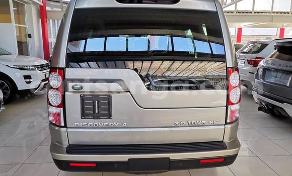 Nunua Ilio tumika Land Rover Discovery Silver Gari ndani ya Ezulwini nchini Hhohho Nunua Ilio tumika Land Rover Discovery Silver Gari ndani ya Ezulwini nchini Hhohho