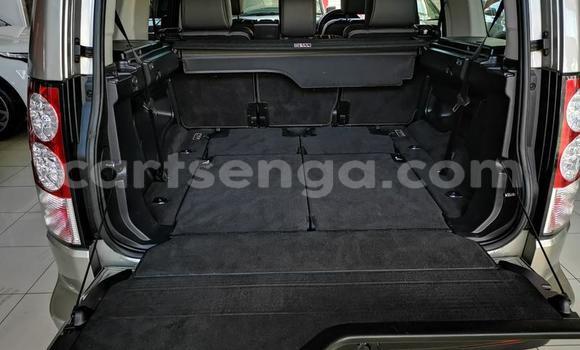 Nunua Ilio tumika Land Rover Discovery Silver Gari ndani ya Ezulwini nchini Hhohho Nunua Ilio tumika Land Rover Discovery Silver Gari ndani ya Ezulwini nchini Hhohho