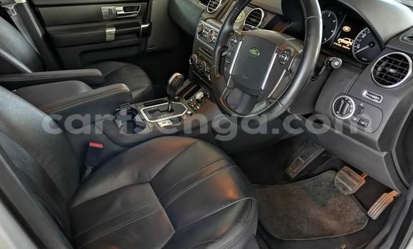 Nunua Ilio tumika Land Rover Discovery Silver Gari ndani ya Ezulwini nchini Hhohho Nunua Ilio tumika Land Rover Discovery Silver Gari ndani ya Ezulwini nchini Hhohho