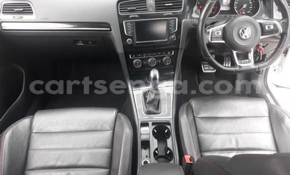 Nunua Ilio tumika Volkswagen Golf R White Gari ndani ya Ezulwini nchini Hhohho Nunua Ilio tumika Volkswagen Golf R White Gari ndani ya Ezulwini nchini Hhohho