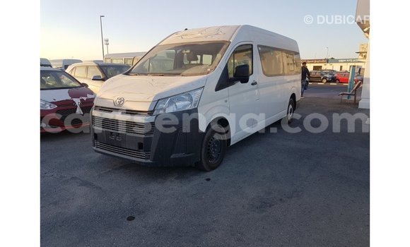 Buy Import Toyota Hiace White Car in Import - Dubai in Hhohho Buy Import Toyota Hiace White Car in Import - Dubai in Hhohho