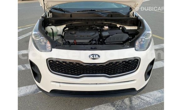 Buy Import Kia Sportage White Car in Import - Dubai in Hhohho Buy Import Kia Sportage White Car in Import - Dubai in Hhohho