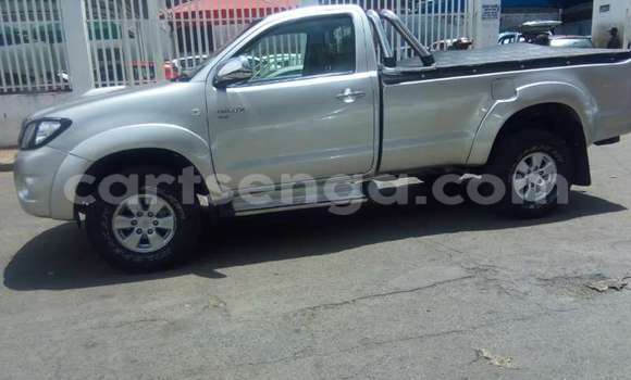 Buy Used Toyota Hilux Silver Car in Mbabane in Manzini Buy Used Toyota Hilux Silver Car in Mbabane in Manzini
