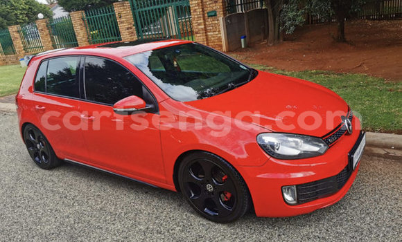 Nunua Ilio tumika Volkswagen Golf Red Gari ndani ya Bulembu nchini Hhohho Nunua Ilio tumika Volkswagen Golf Red Gari ndani ya Bulembu nchini Hhohho