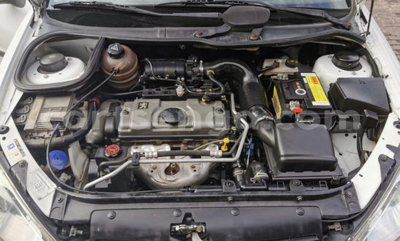 Nunua Ilio tumika Volkswagen Golf Red Gari ndani ya Bulembu nchini Hhohho Nunua Ilio tumika Volkswagen Golf Red Gari ndani ya Bulembu nchini Hhohho