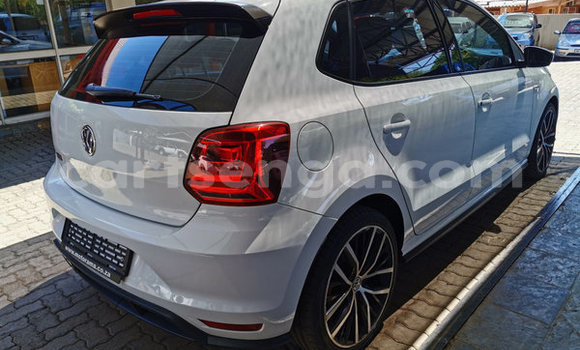 Nunua Ilio tumika Volkswagen Polo GTI White Gari ndani ya Hluti nchini Wilaya ya Shiselweni Nunua Ilio tumika Volkswagen Polo GTI White Gari ndani ya Hluti nchini Wilaya ya Shiselweni