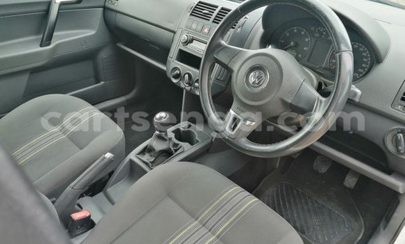 Nunua Ilio tumika Volkswagen Polo White Gari ndani ya Bulembu nchini Hhohho Nunua Ilio tumika Volkswagen Polo White Gari ndani ya Bulembu nchini Hhohho