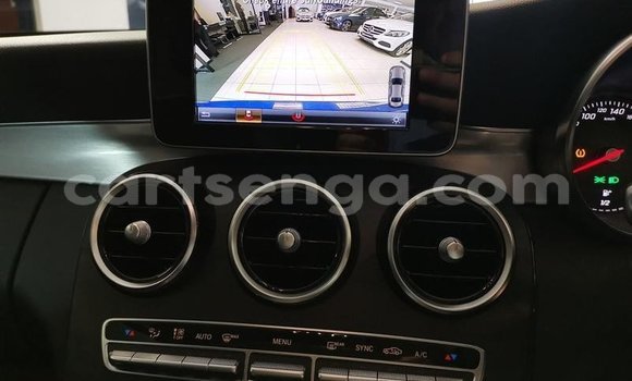 Acheter Occasion Voiture Mercedes‒Benz C–Class Bleu à Big Bend, Lubombo District Acheter Occasion Voiture Mercedes‒Benz C–Class Bleu à Big Bend, Lubombo District