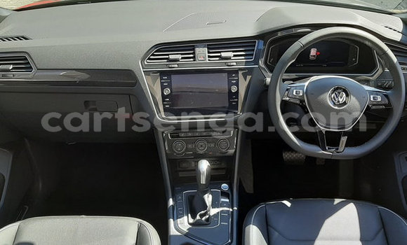 Nunua Ilio tumika Volkswagen Tiguan Beige Gari ndani ya Ezulwini nchini Hhohho Nunua Ilio tumika Volkswagen Tiguan Beige Gari ndani ya Ezulwini nchini Hhohho