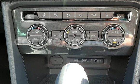 Nunua Ilio tumika Volkswagen Tiguan Beige Gari ndani ya Ezulwini nchini Hhohho Nunua Ilio tumika Volkswagen Tiguan Beige Gari ndani ya Ezulwini nchini Hhohho