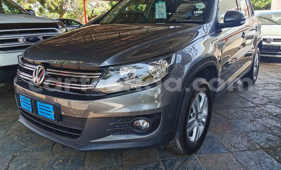 Acheter Occasion Voiture Volkswagen Tiguan Bleu à Hluti, Shiselweni District Acheter Occasion Voiture Volkswagen Tiguan Bleu à Hluti, Shiselweni District