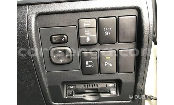Nunua Imported Toyota Land Cruiser White Gari ndani ya Import - Dubai nchini Hhohho Nunua Imported Toyota Land Cruiser White Gari ndani ya Import - Dubai nchini Hhohho