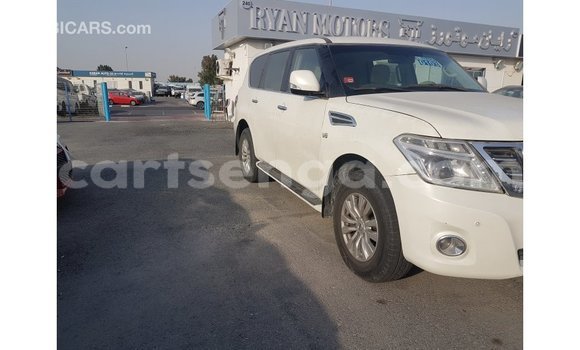 Buy Import Nissan Patrol White Car in Import - Dubai in Hhohho Buy Import Nissan Patrol White Car in Import - Dubai in Hhohho