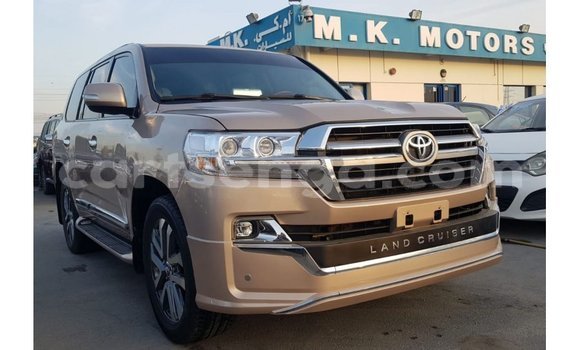 Buy Import Toyota Land Cruiser Other Car in Import - Dubai in Hhohho Buy Import Toyota Land Cruiser Other Car in Import - Dubai in Hhohho