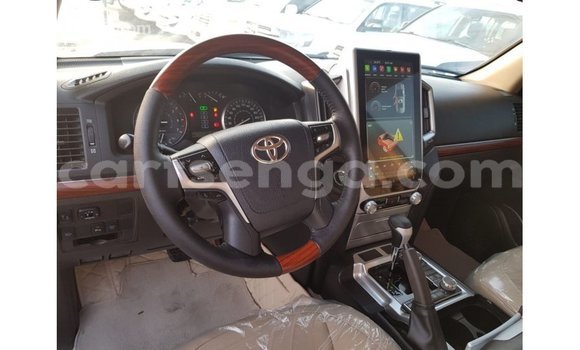 Buy Import Toyota Land Cruiser Other Car in Import - Dubai in Hhohho Buy Import Toyota Land Cruiser Other Car in Import - Dubai in Hhohho