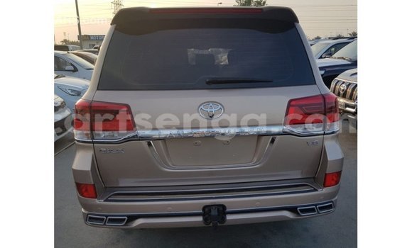 Buy Import Toyota Land Cruiser Other Car in Import - Dubai in Hhohho Buy Import Toyota Land Cruiser Other Car in Import - Dubai in Hhohho