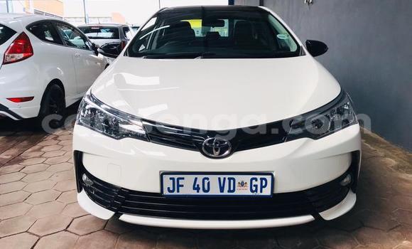 Buy Used Toyota Corolla Spacio White Car in Ezulwini in Hhohho Buy Used Toyota Corolla Spacio White Car in Ezulwini in Hhohho