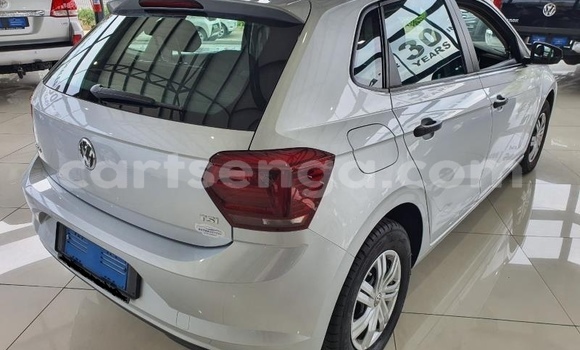 Acheter Occasion Voiture Volkswagen Polo Gris à Ezulwini, Hhohho Acheter Occasion Voiture Volkswagen Polo Gris à Ezulwini, Hhohho