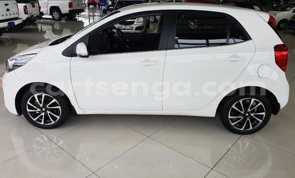 Nunua Ilio tumika Kia Picanto White Gari ndani ya Mbabane nchini Manzini Nunua Ilio tumika Kia Picanto White Gari ndani ya Mbabane nchini Manzini